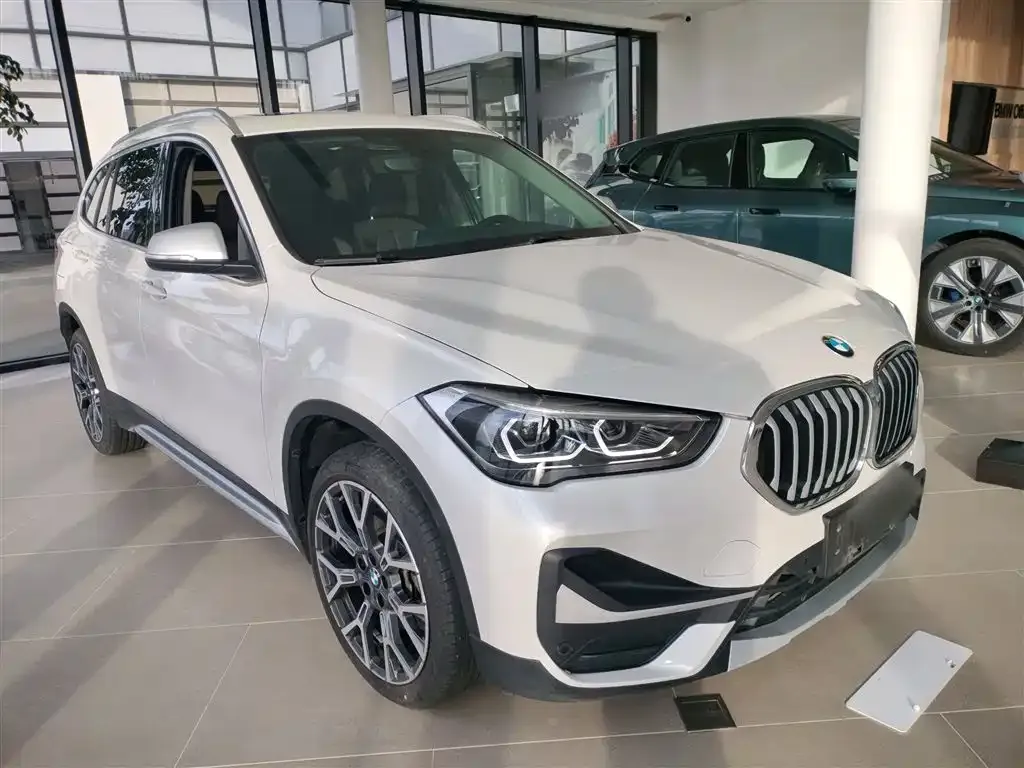 BMW X1 — фото 3