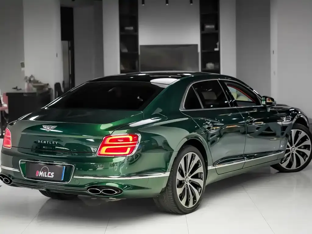 Bentley Flying Spur 2022 из CN, фото 5