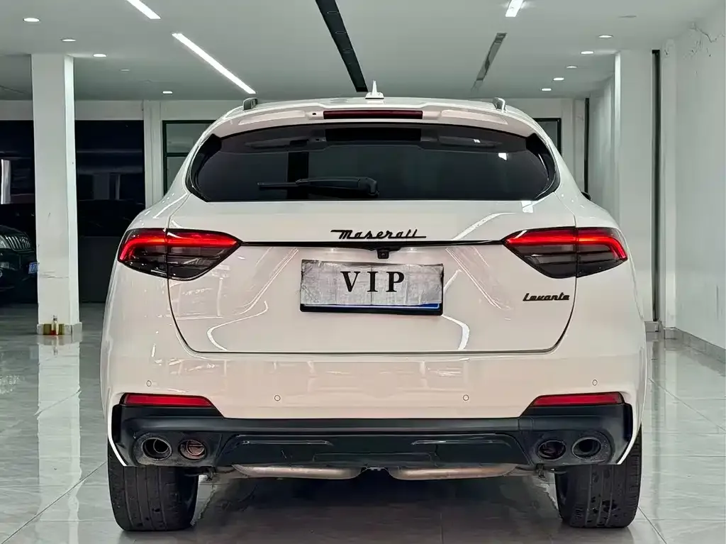 Maserati Levante — фото 5