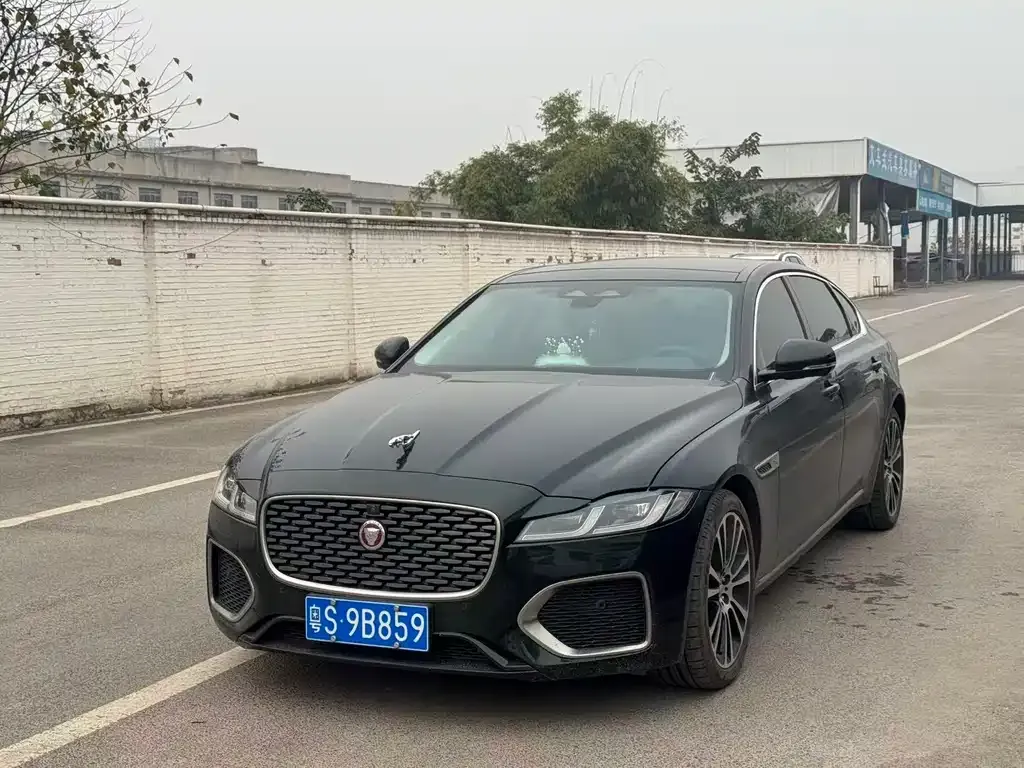 Jaguar XFL 2025 из CN, фото 1
