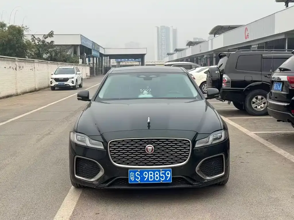 Jaguar XFL 2025 из CN, фото 2