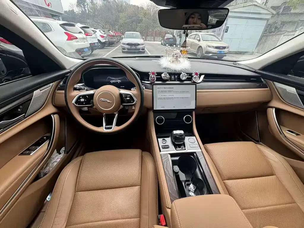 Jaguar XFL 2025 из CN, фото 9