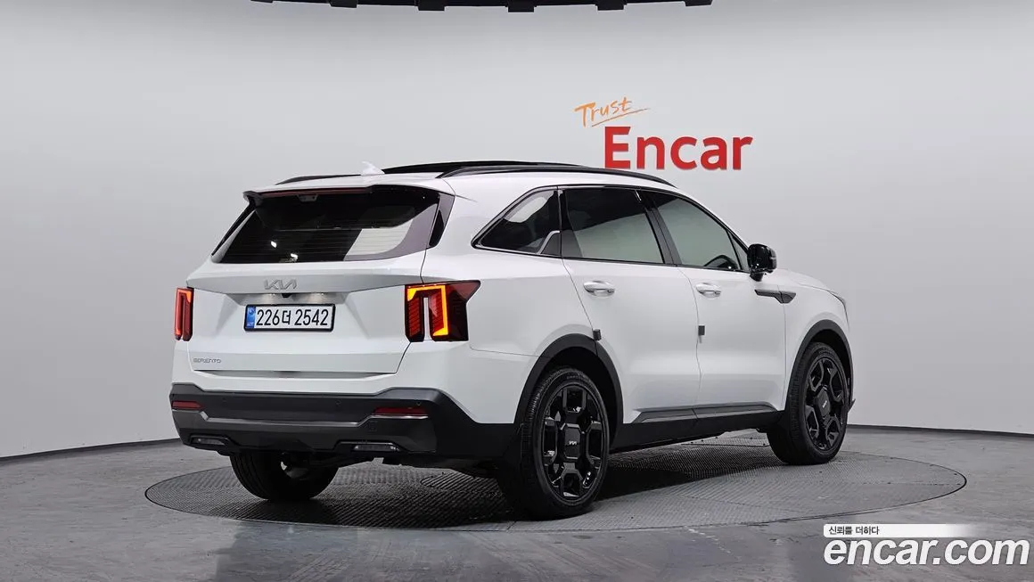 Kia Sorento — фото 4