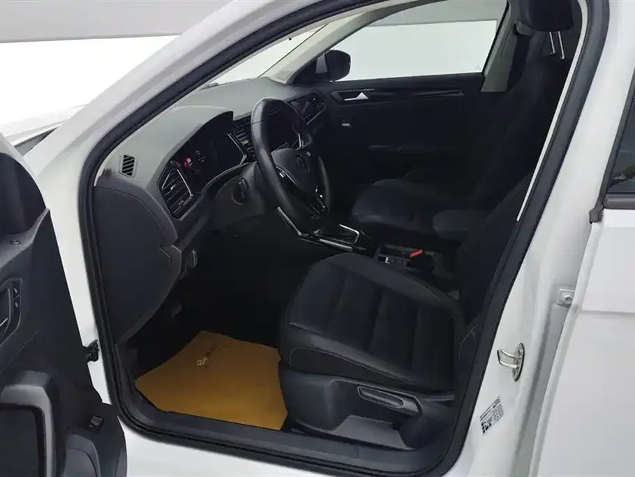 Volkswagen T-Roc 2021 из CN, фото 3