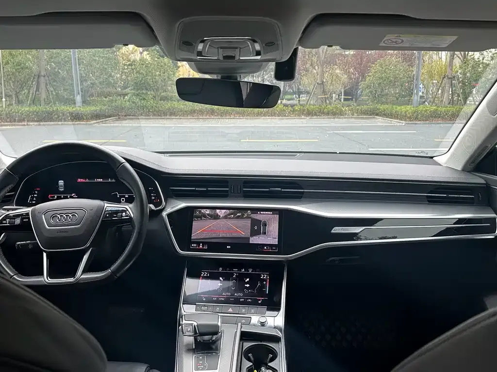 Audi A7 2022 из CN, фото 5