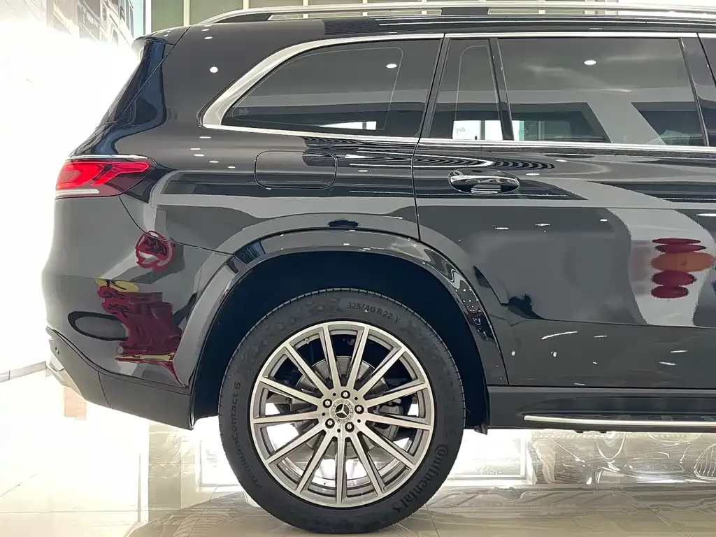 Mercedes-Benz GLS — фото 5