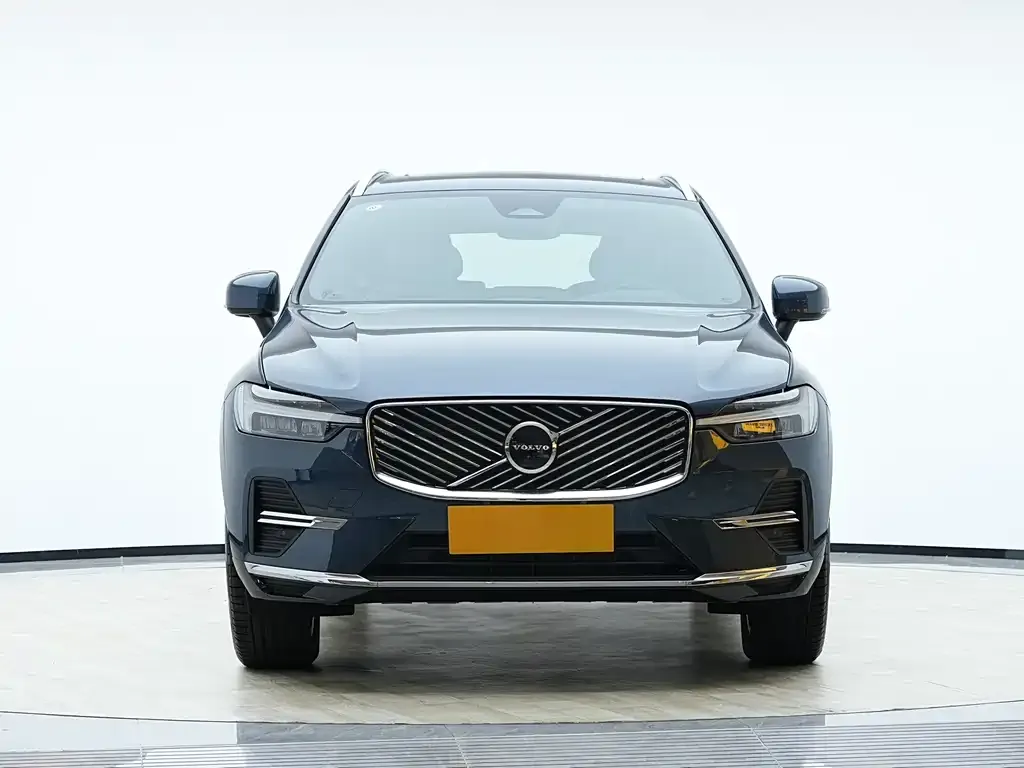 Volvo XC60 — фото 3