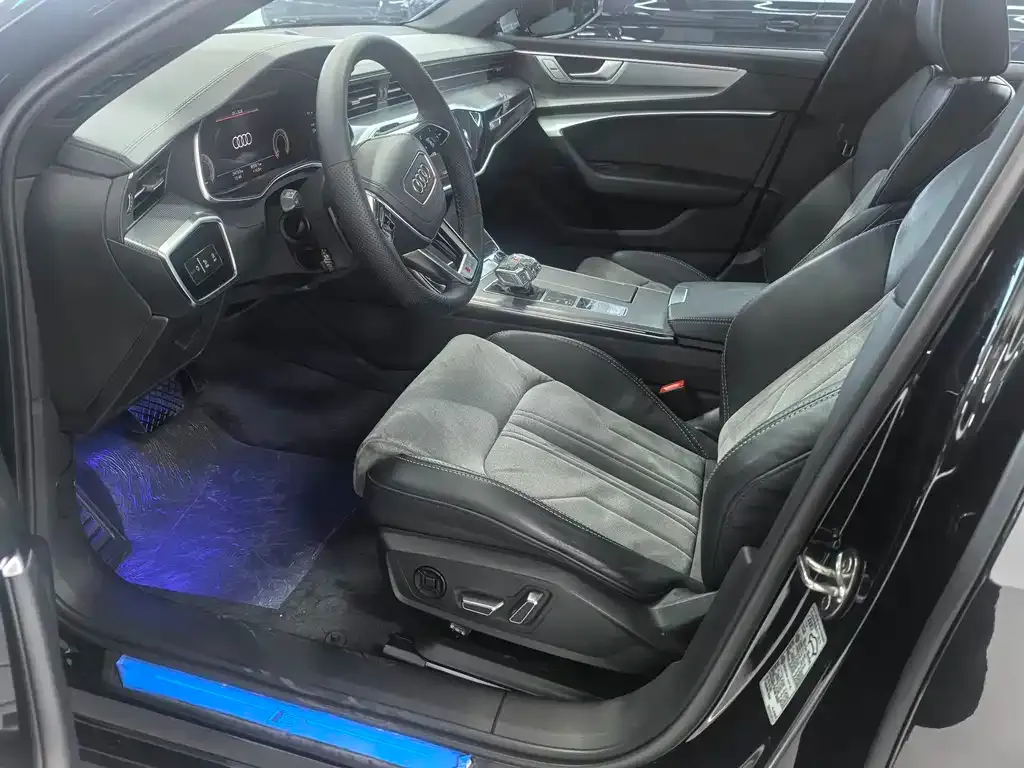 Audi A6L 2022 из CN, фото 7