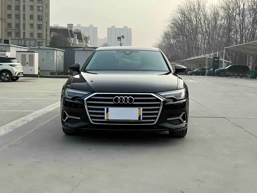 Audi A6L — фото 2