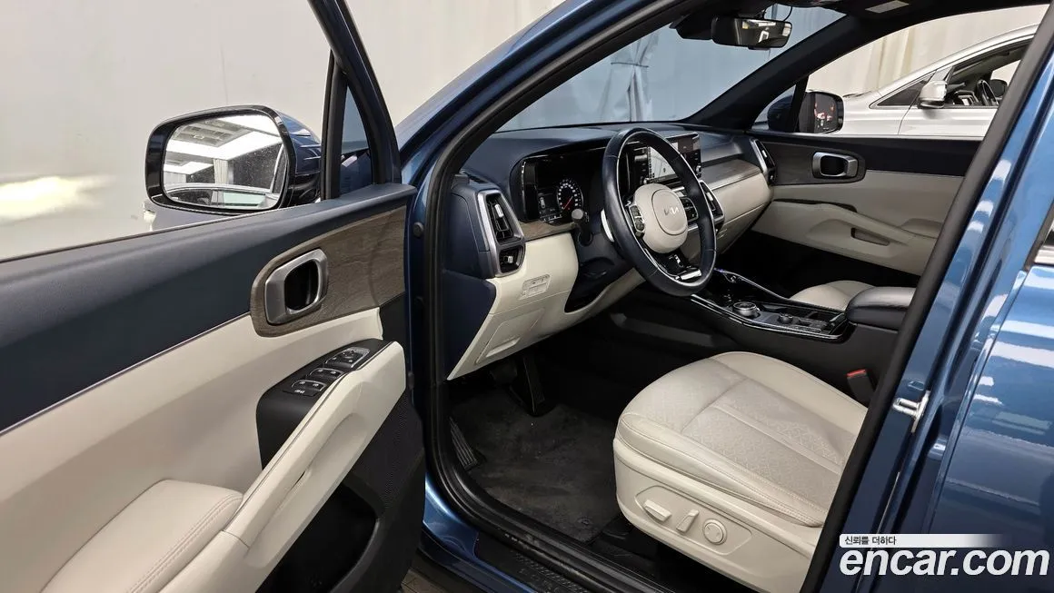 Kia Sorento — фото 9