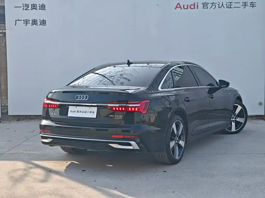 Audi A6L — фото 6
