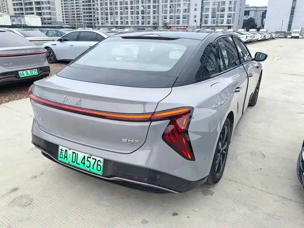 Hongqi EH7 2024 из CN, фото 9