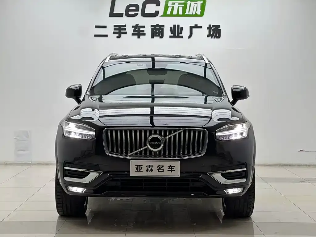 Volvo XC90 — фото 2