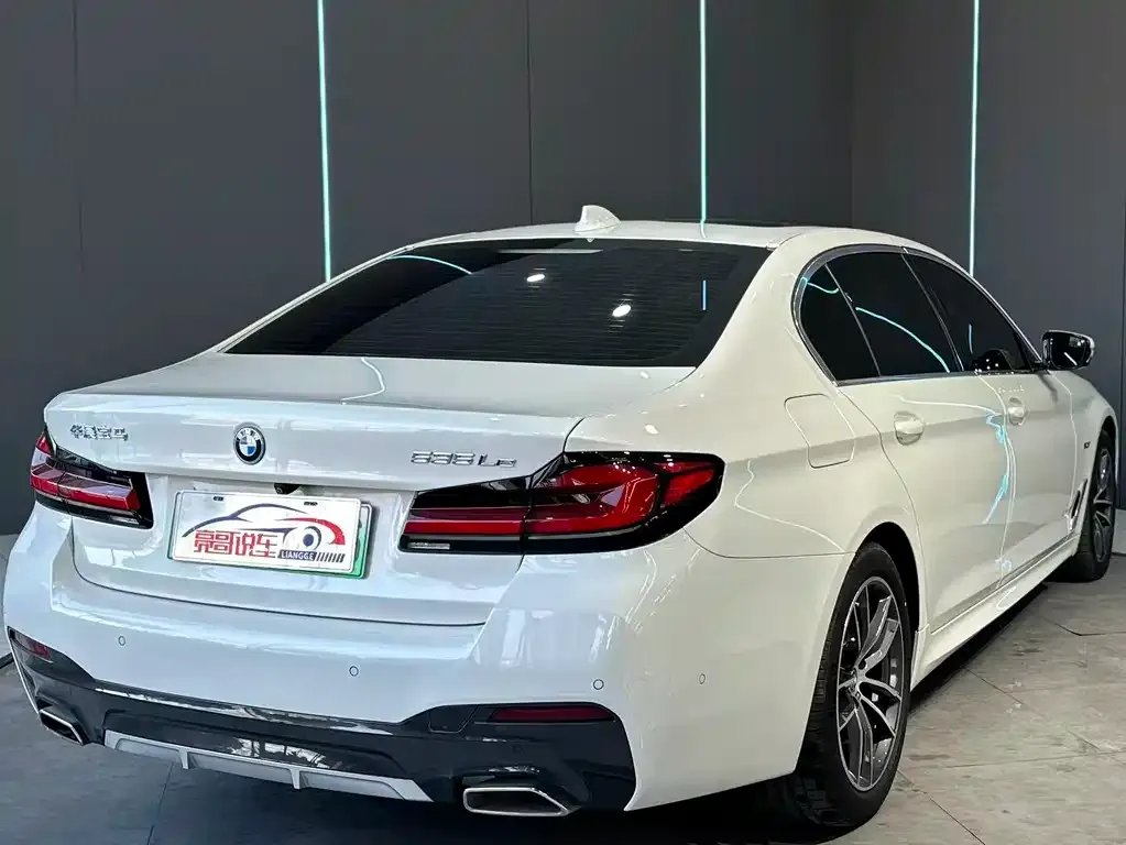 BMW 5 Series New Energy — фото 4