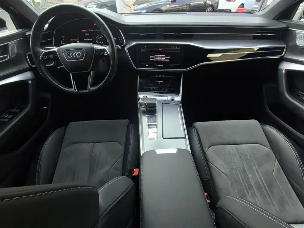 Audi A6L 2025 из CN, фото 3