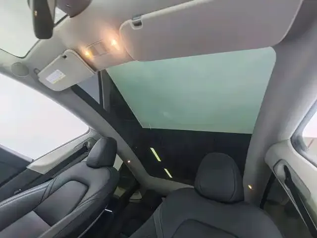 Tesla Model Y 2024 из CN, фото 3