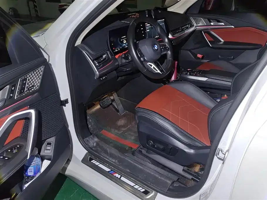 BMW X1 2024 из CN, фото 8