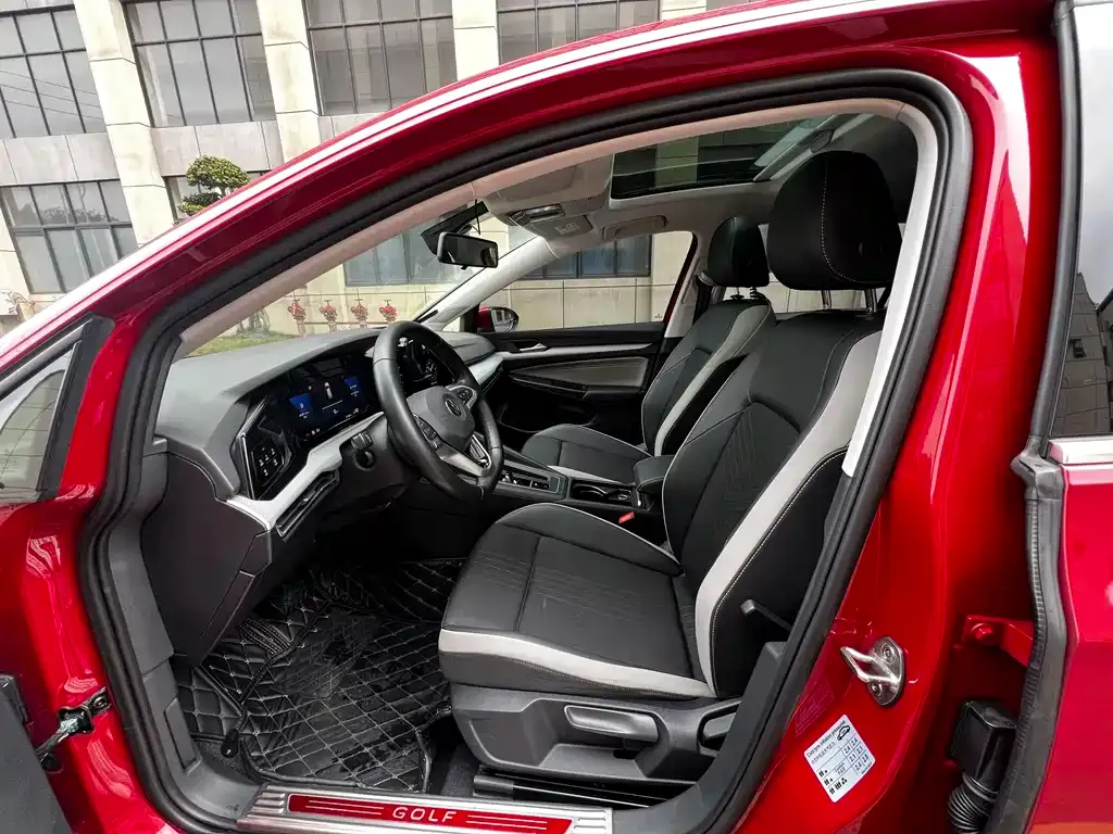 Volkswagen Golf 2021 из CN, фото 8