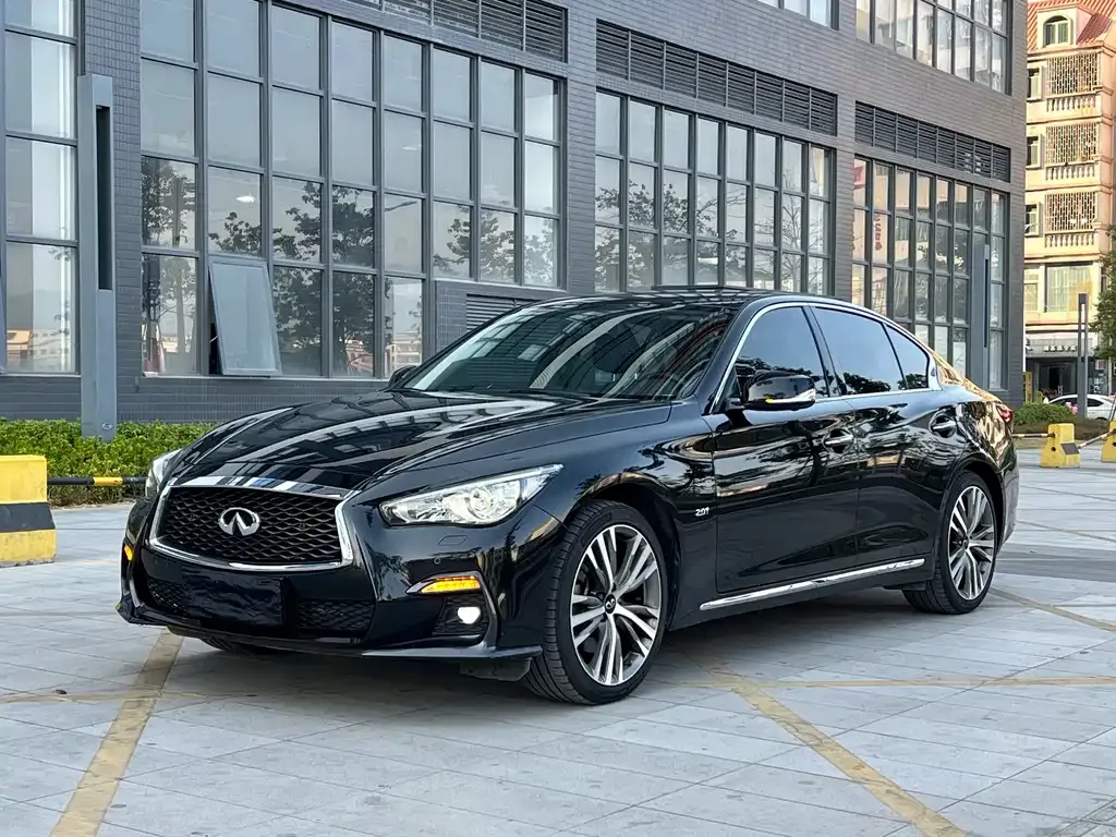 Infiniti Q50L 2021 из CN, фото 1