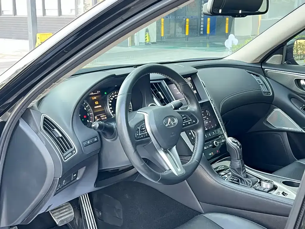 Infiniti Q50L 2021 из CN, фото 3
