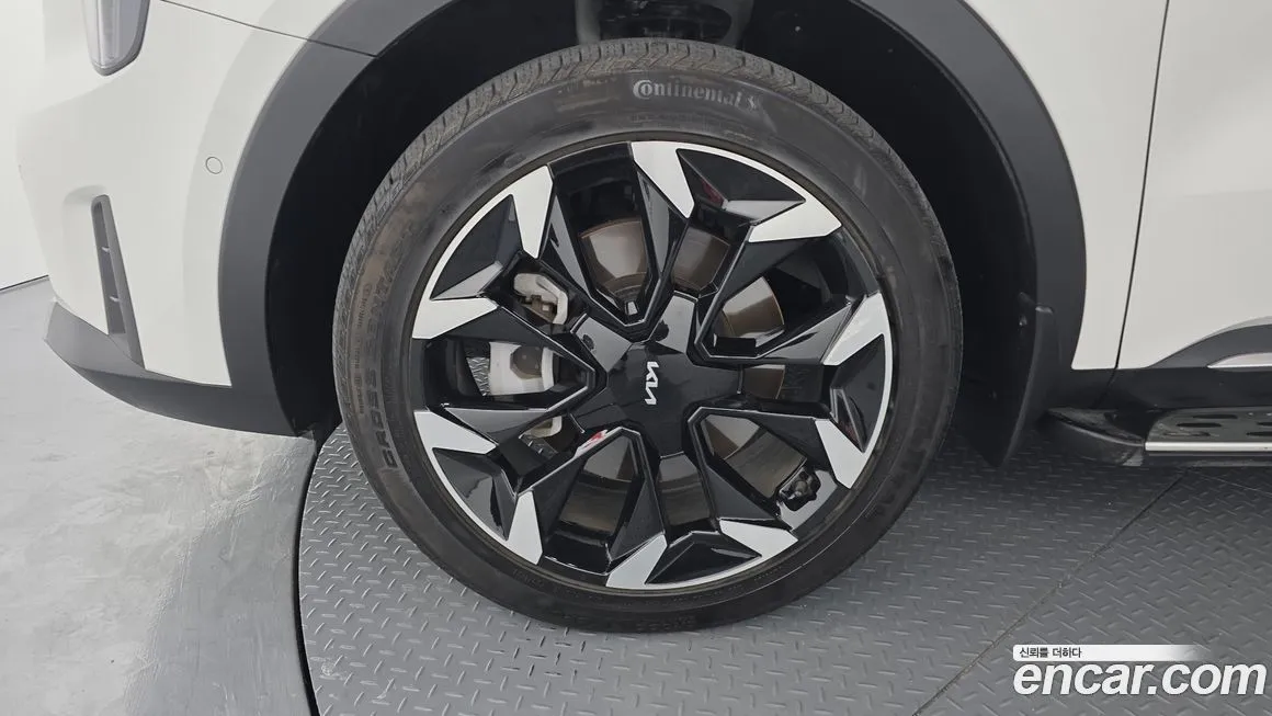 Kia Sorento — фото 10
