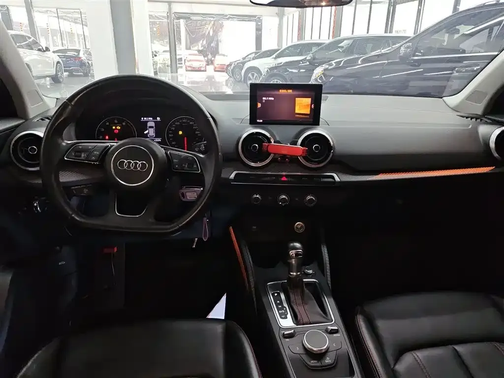 Audi Q2L 2022 из CN, фото 8