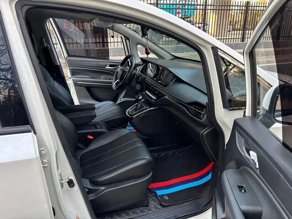 GAC Motor Trumpchi M6 2021 из CN, фото 9