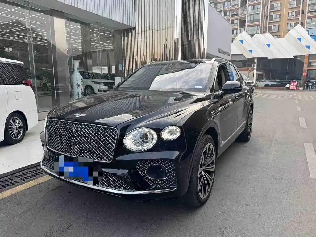 Bentley Bentayga 2023 из CN, фото 1