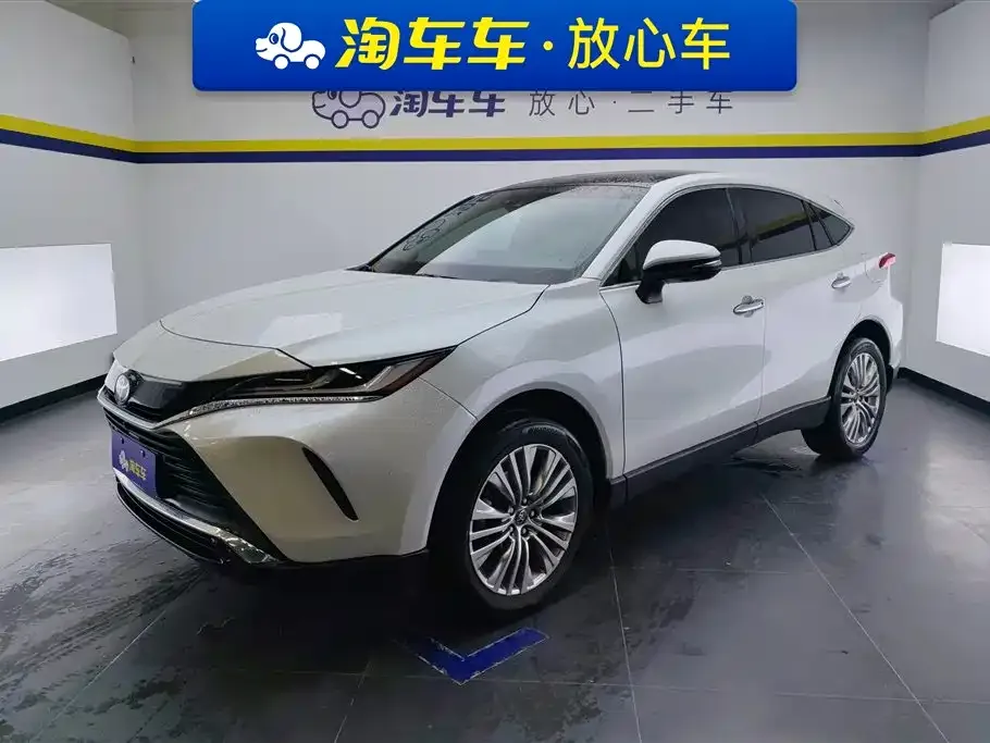 Toyota Harrier 2022 из CN, фото 1