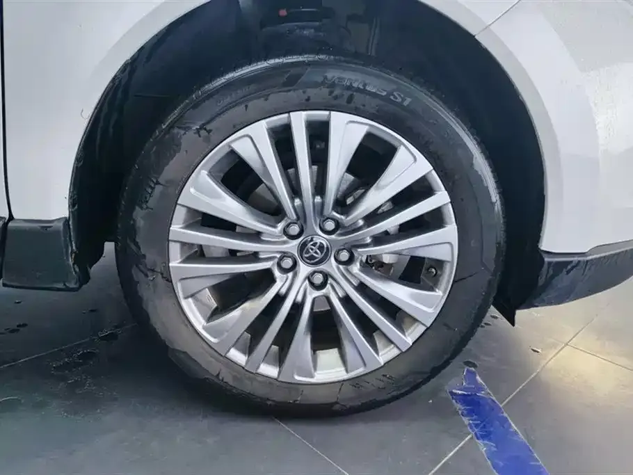 Toyota Harrier 2022 из CN, фото 9