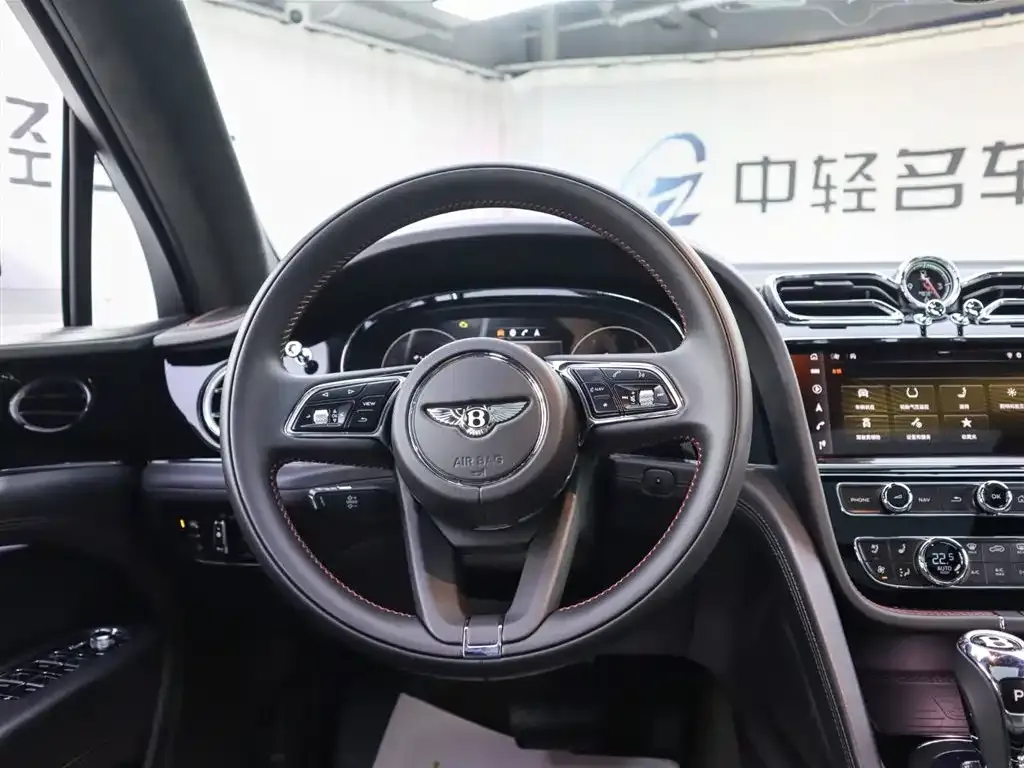 Bentley Bentayga 2021 из CN, фото 8