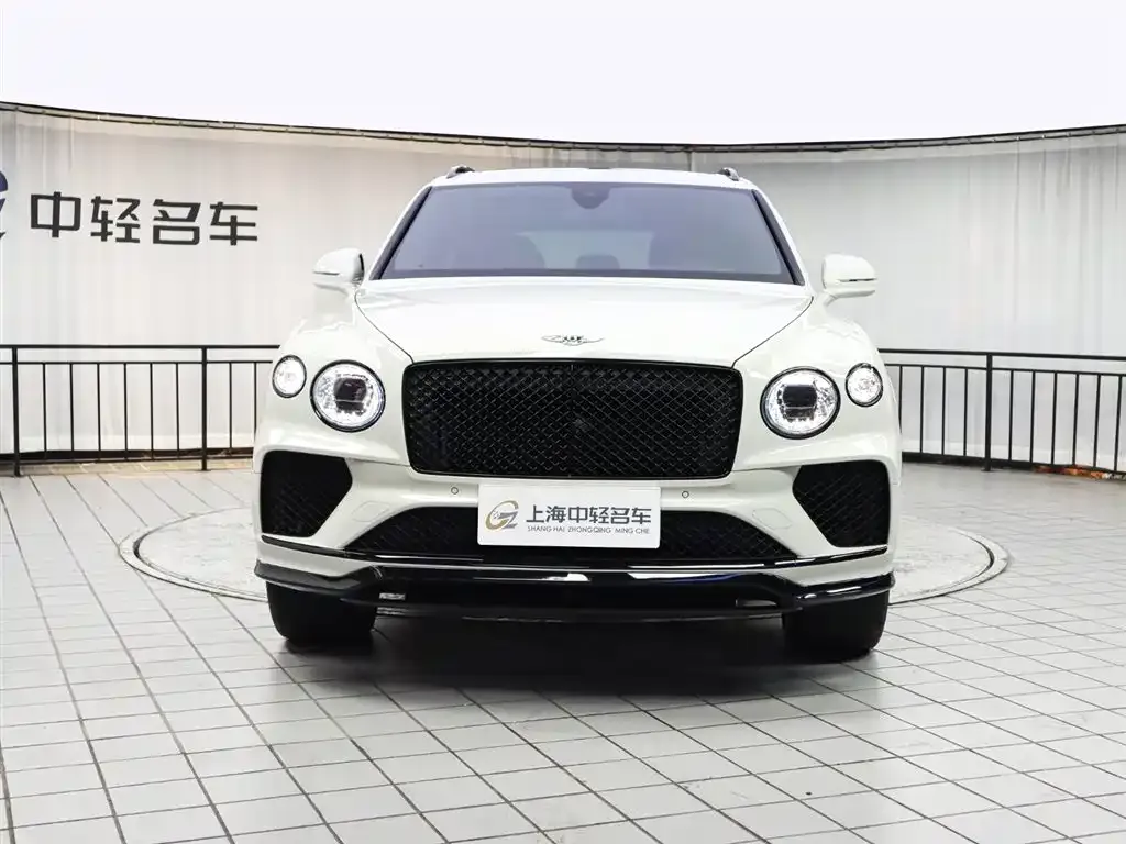 Bentley Bentayga 2021 из CN, фото 9
