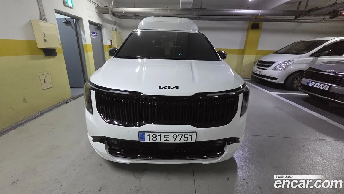 Kia Carnival — фото 1