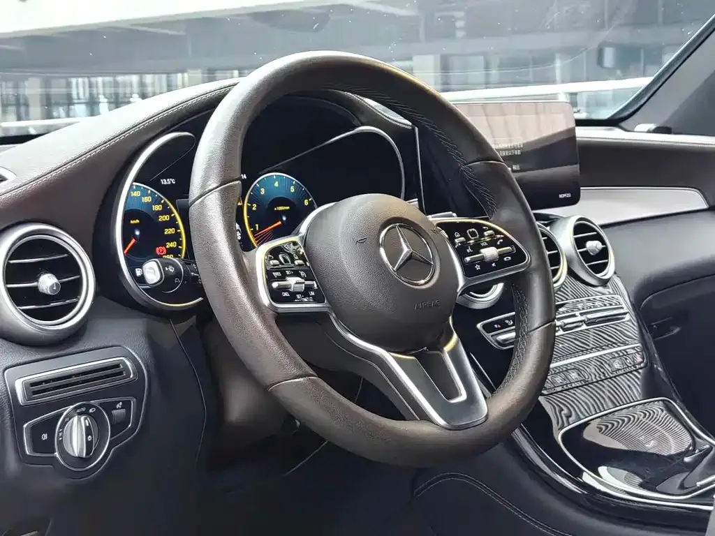 Mercedes-Benz GLC 2021 из CN, фото 2