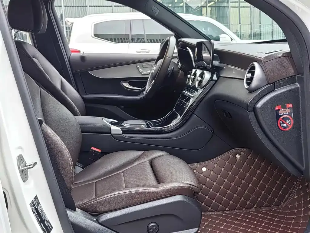 Mercedes-Benz GLC 2021 из CN, фото 8