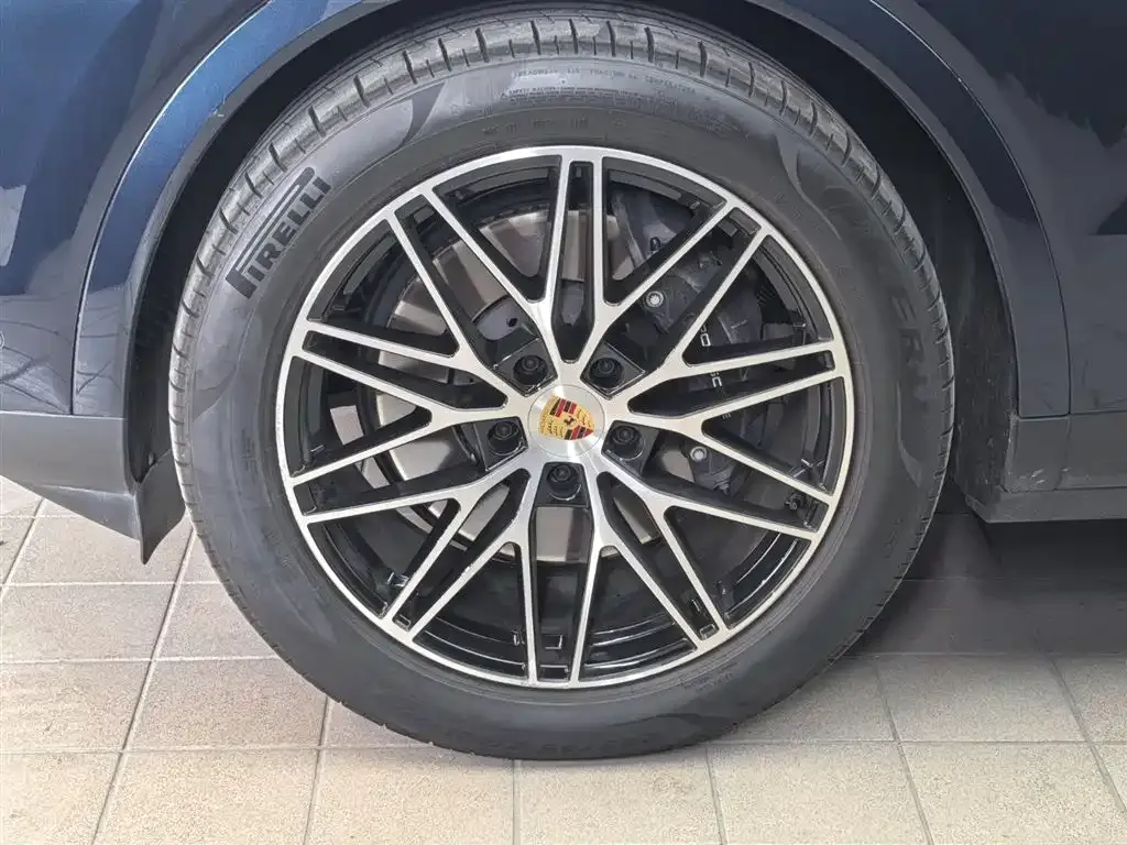 Porsche Cayenne 2024 из CN, фото 4