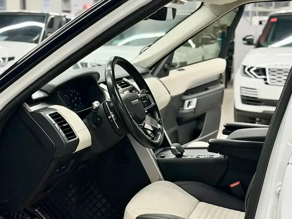 Land Rover Discovery 2022 из CN, фото 4