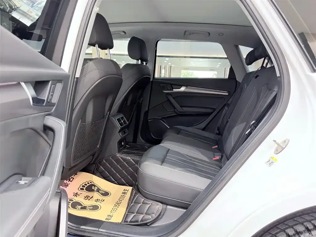 Audi Q5L 2022 из CN, фото 5