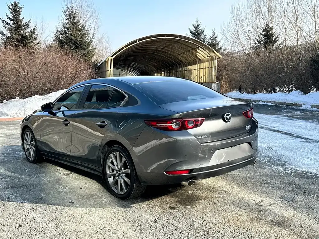 Mazda 3 Axela 2022 из CN, фото 4
