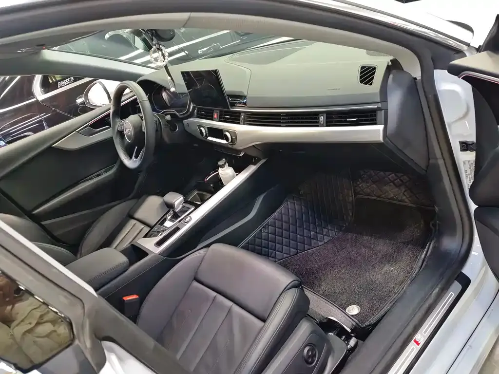 Audi A5 (Import) — фото 2