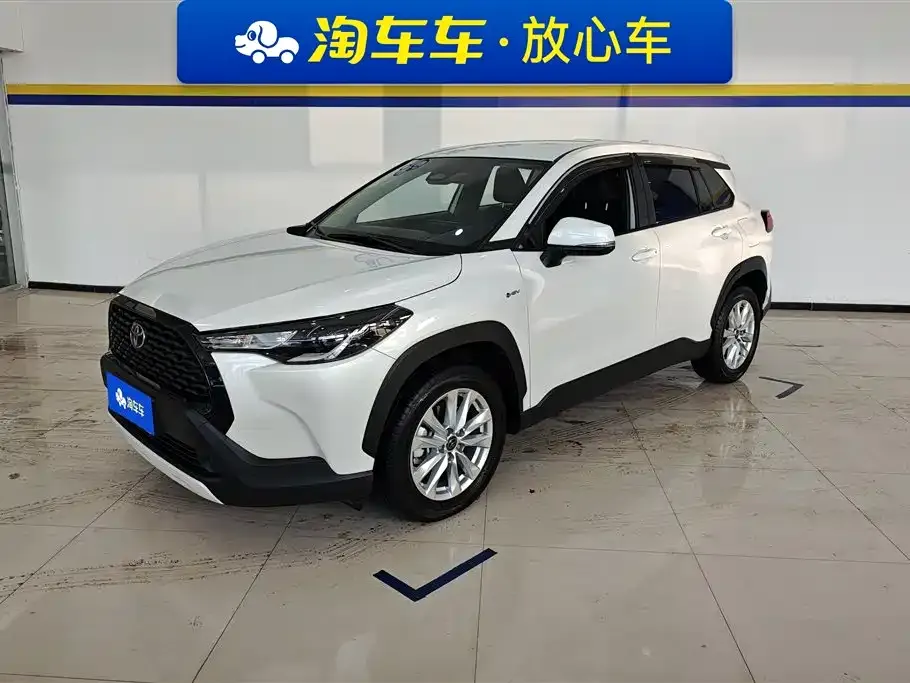 Toyota Corolla Cross 2024 из CN, фото 1