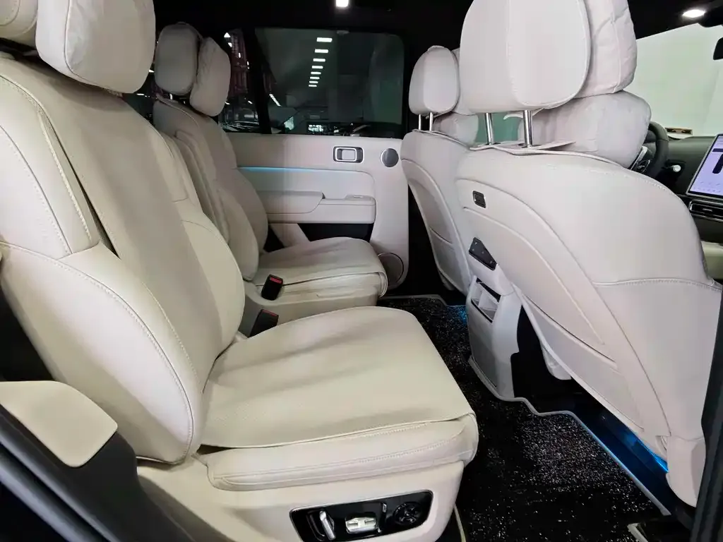 Li Auto L8 2025 из CN, фото 7