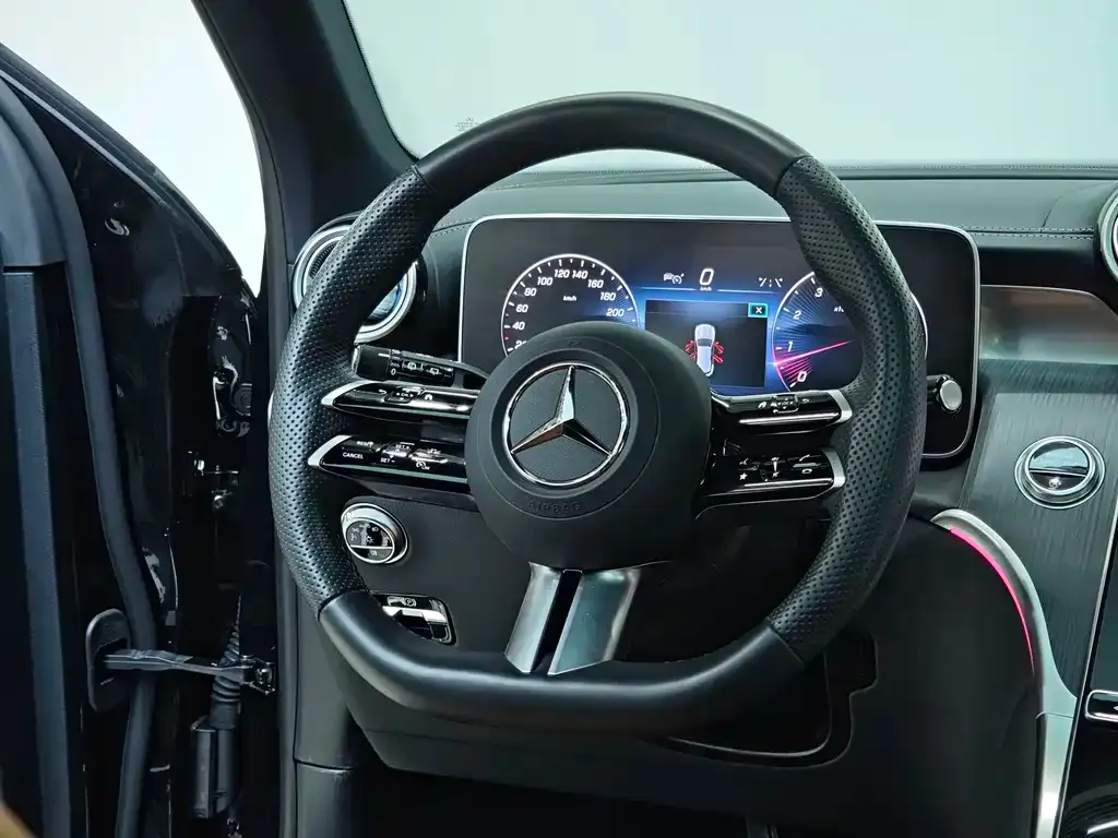 Mercedes-Benz GLC 2024 из CN, фото 2