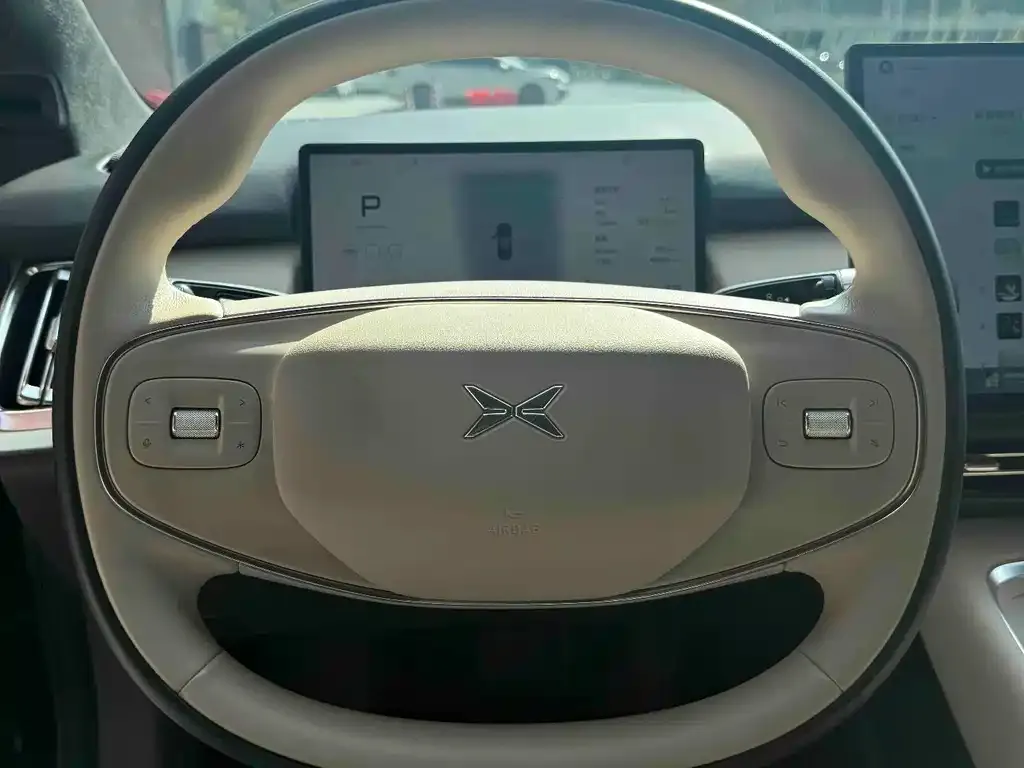 XPeng P7+ — фото 10