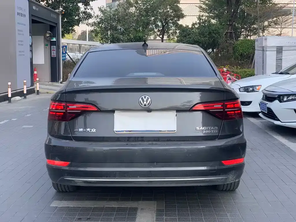 Volkswagen Sagitar 2022 из CN, фото 10