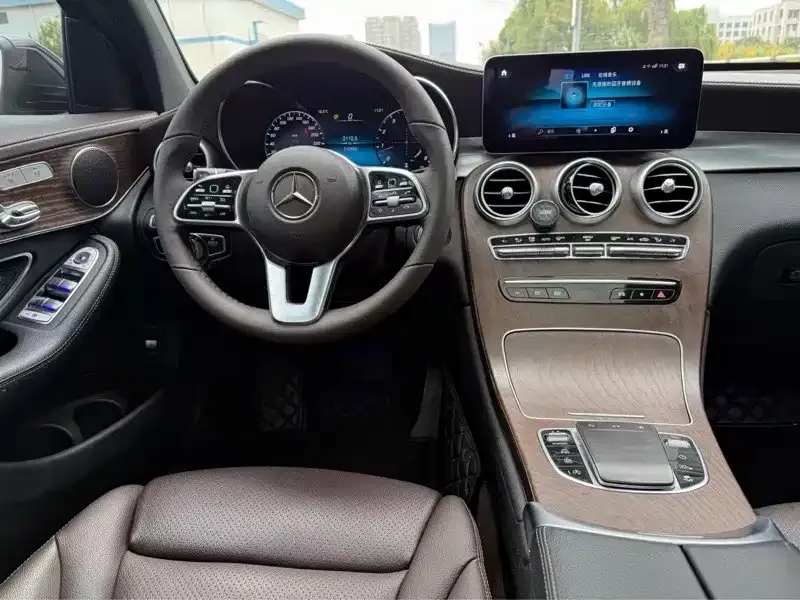 Mercedes-Benz GLC — фото 5