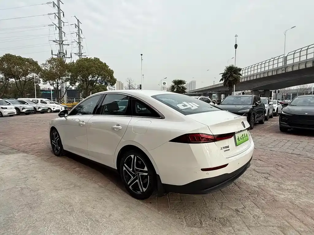 Roewe D7 2024 из CN, фото 7