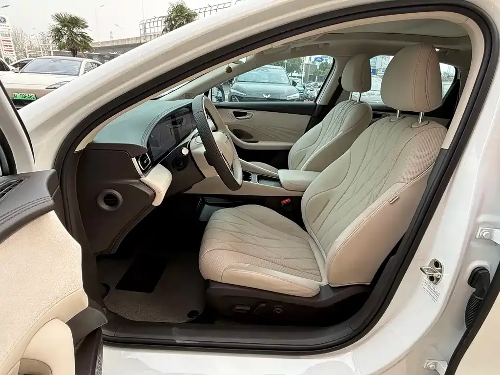 Roewe D7 2024 из CN, фото 4