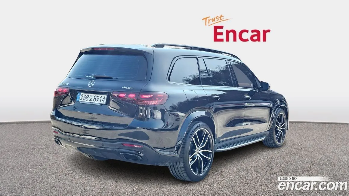Mercedes-Benz GLS-Class — фото 6