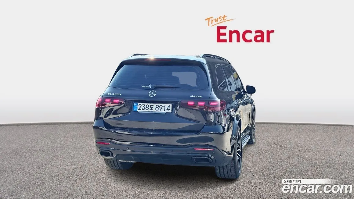 Mercedes-Benz GLS-Class — фото 2